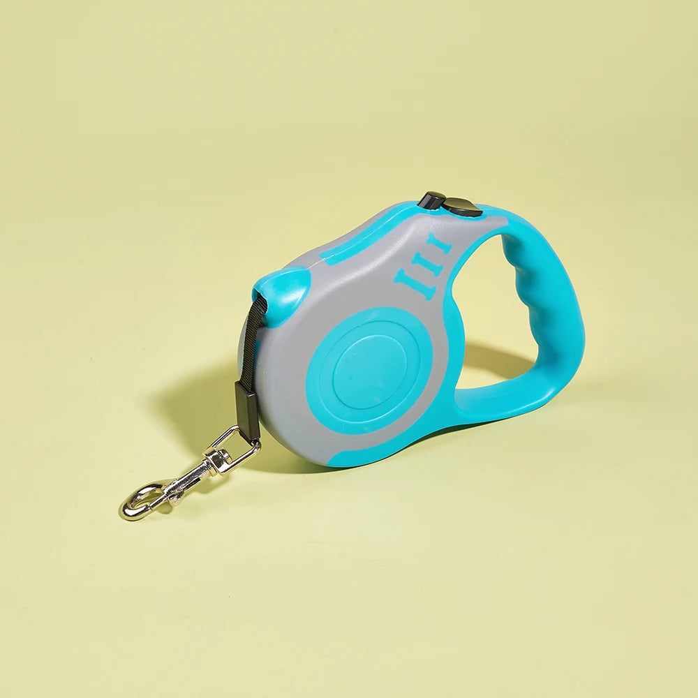 The SwiftGlide Retractable Leash