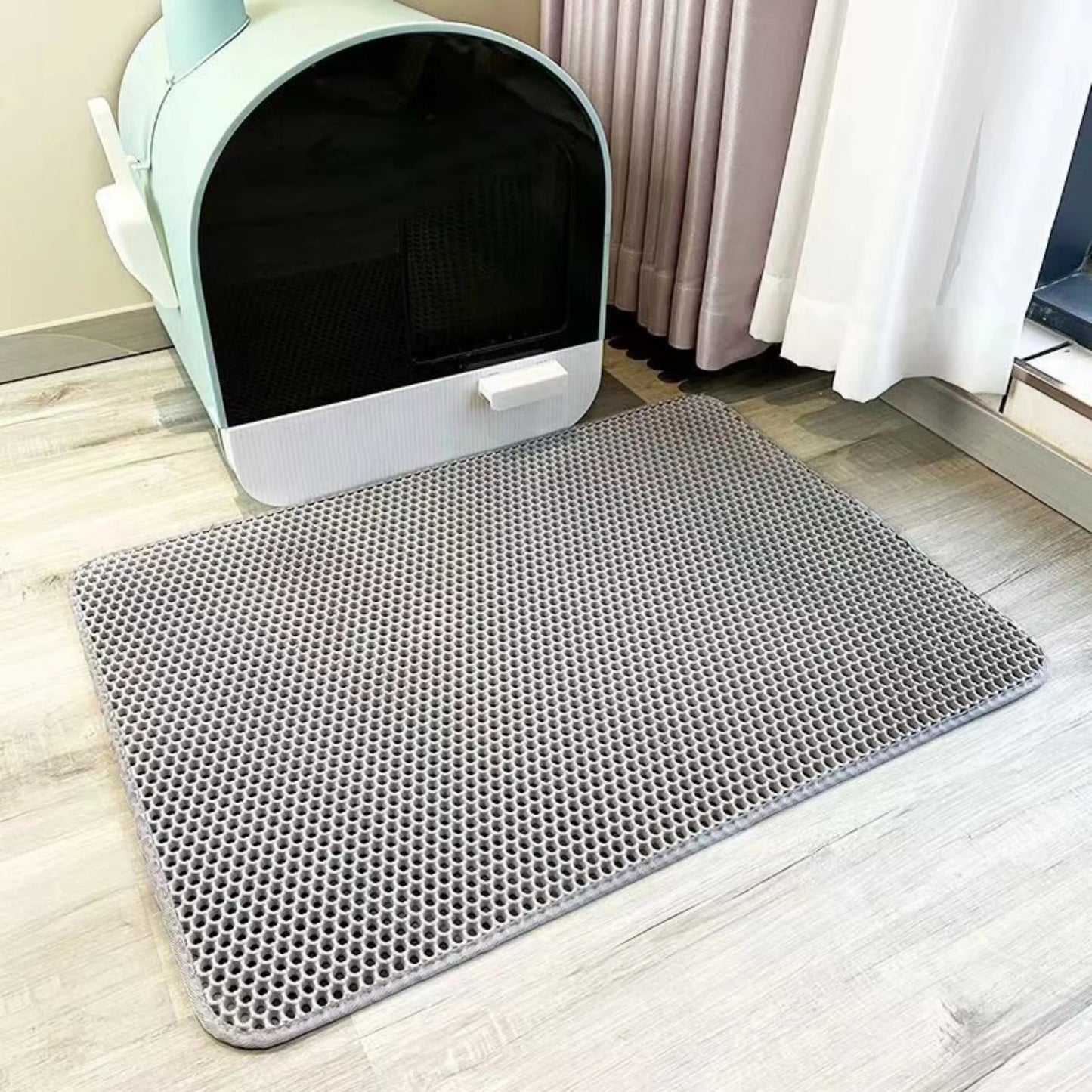 The LitterLock Honeycomb Mat